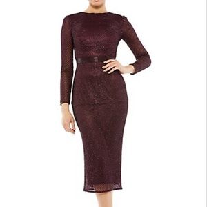 MAC DUGGAL beaded form fitting Midi Dress ,SZ 6, New with partial tag, purple